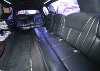 2011 Lincoln Town Car Limousine 120 Long door 10 Passenger Limo Coach Long Bench Seating