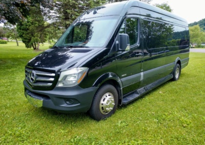 2015 Limo Mercedes-Benz Sprinter 3500 Limo Drivers View