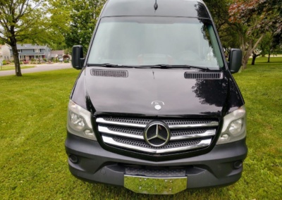 2015 Limo Mercedes-Benz Sprinter 3500 Limo Front Clip