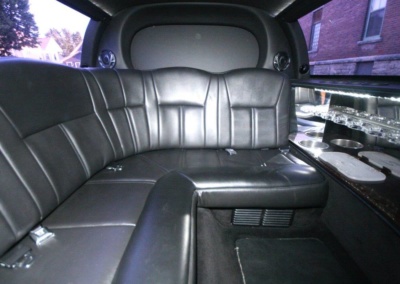 2011 Lincoln Town Car Limousine 120 Long door 10 Passenger Limo Coach Wrap Around Seating