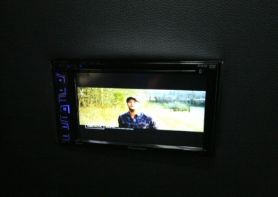 Limo Coach 22 Passenger Turtle Top TV