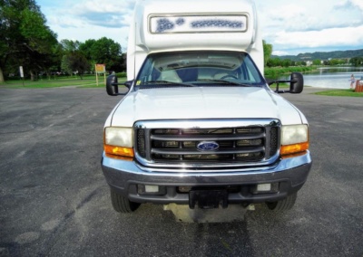 1999 Krystal Limo Bus Front Clip