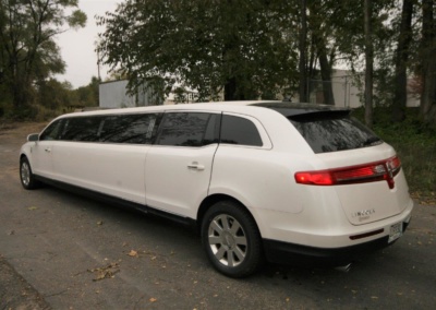 2014 MKT Lincoln Town Car SUV Limo Drivers Rear View